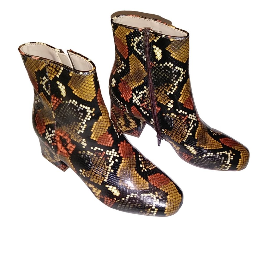 Steve Madden Darma Women's Multicolor Snake Print Ankle Boots- Size 8.5M
